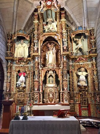 Retablo mayor de la igresia de la Merced de Verín.